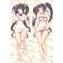 ダンジョンに出会いを求めるのは間違っているだろうか  ヘスティア  抱き枕カバー